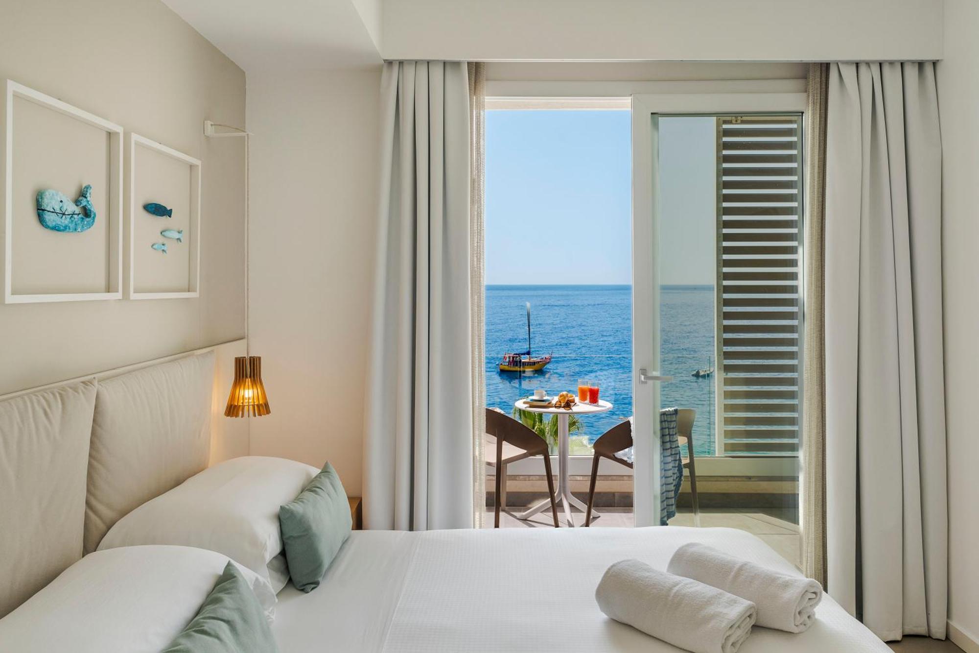 Albatros Beach Hotel Letojanni Esterno foto